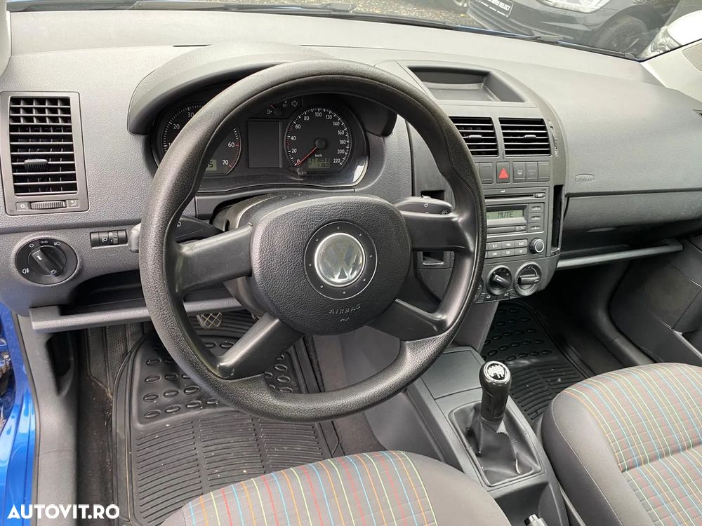 Volkswagen Polo 1.2 Comfortline - 17