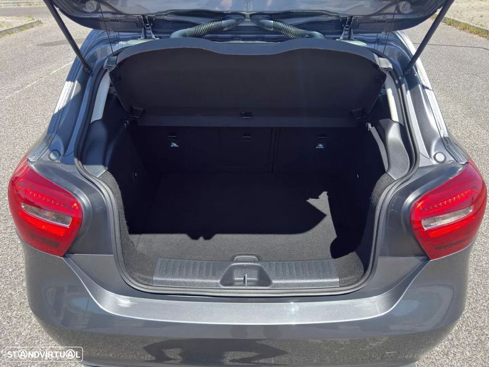 Mercedes-Benz A 180 d Urban - 29