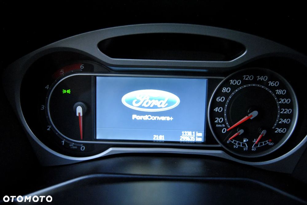 Ford Mondeo 2.0 TDCi Titanium S - 32