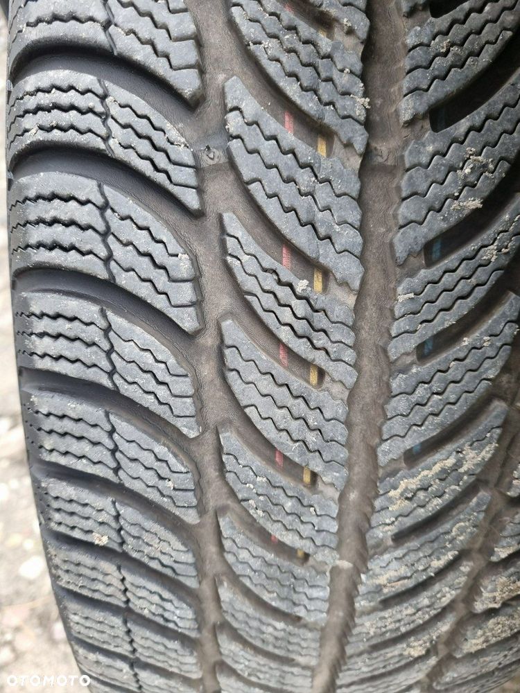 Volkswagen Golf - 25