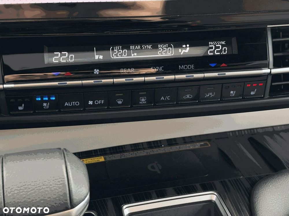 Toyota Sienna - 34