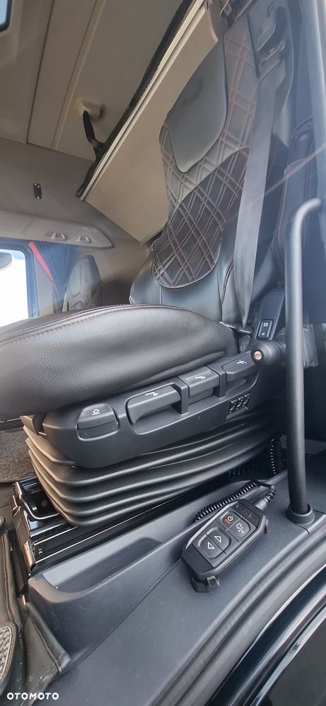 DAF XG+ - 23