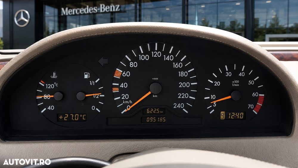 Mercedes-Benz C - 11