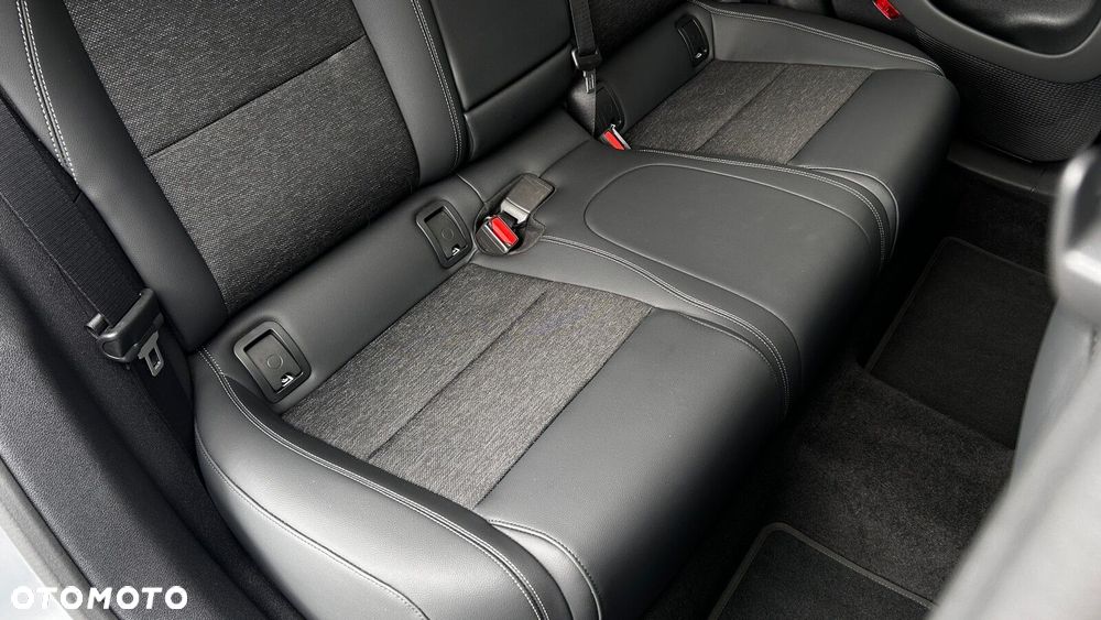 Mercedes-Benz CLA 200 mHEV 8G-DCT - 26