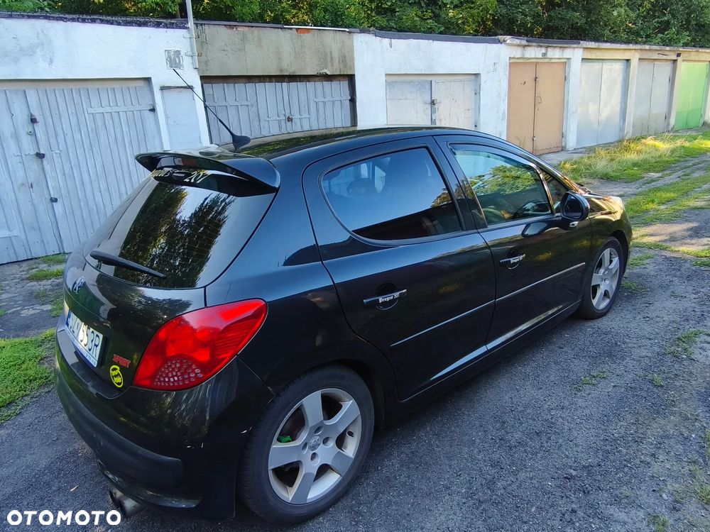 Peugeot 207 1.6 Turbo Sport - 10