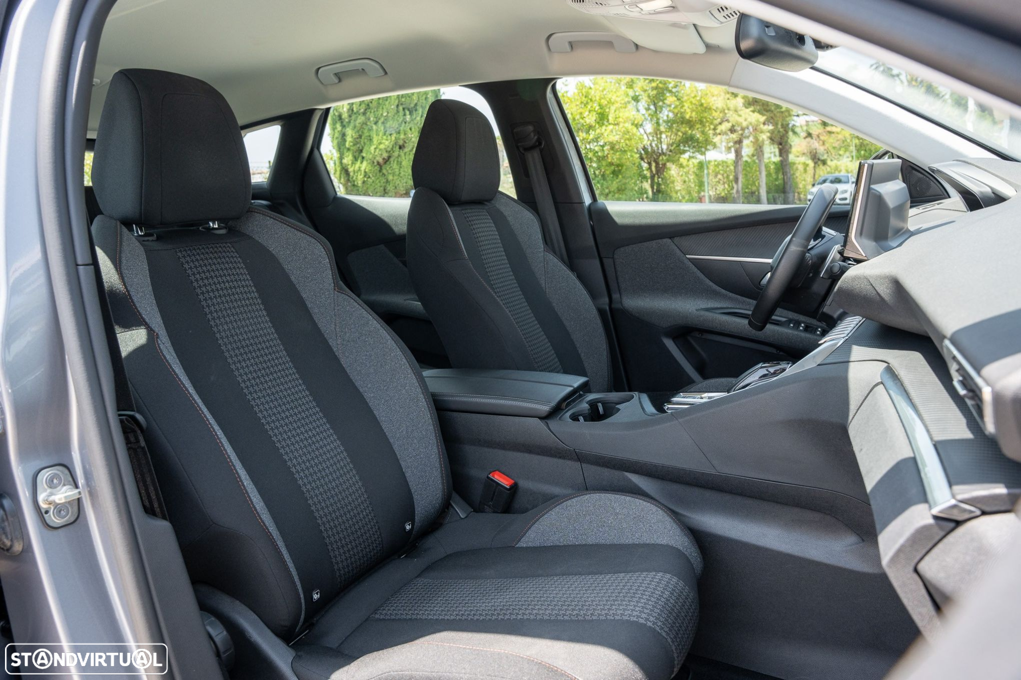 Peugeot 3008 1.2 PureTech Allure EAT8 - 15