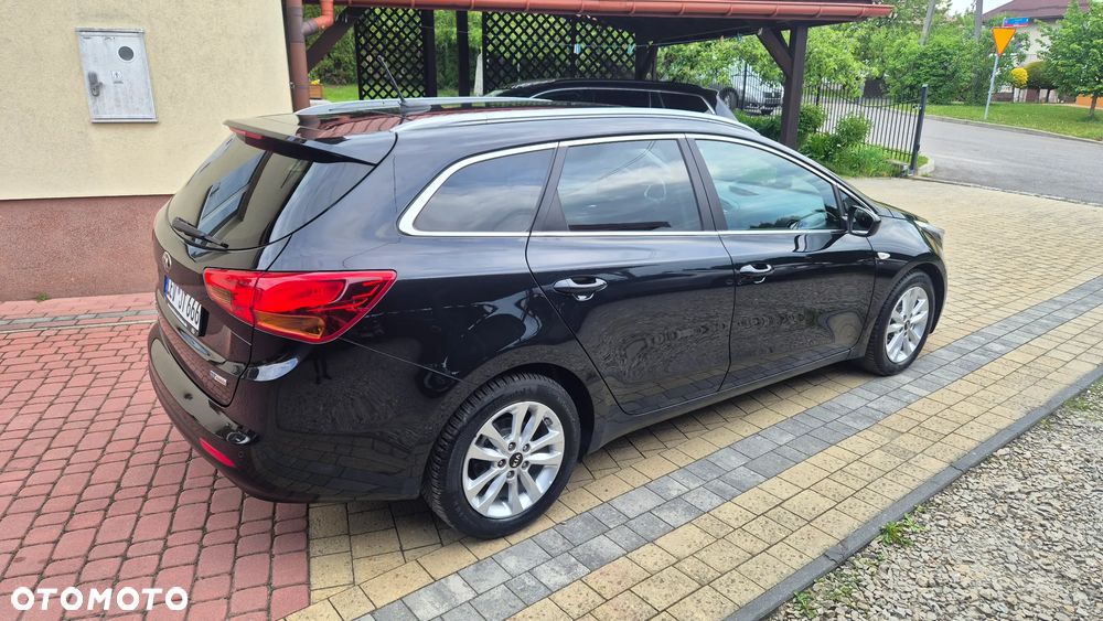 Kia Ceed 1.0 T-GDI ISG Dream-Team Edition - 14