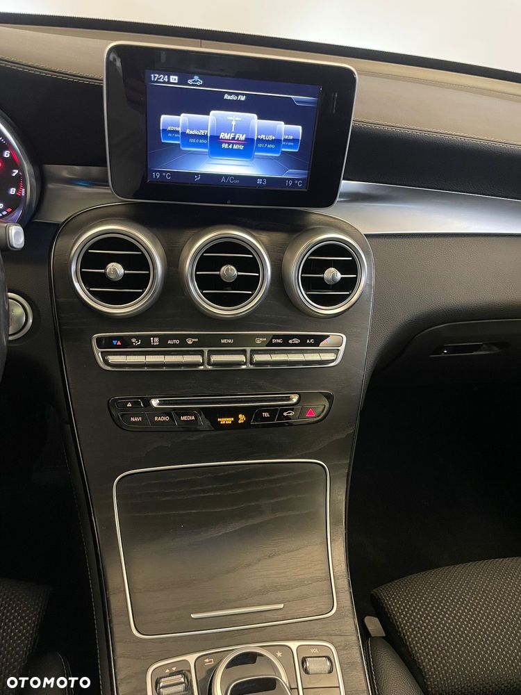 Mercedes-Benz GLC - 9