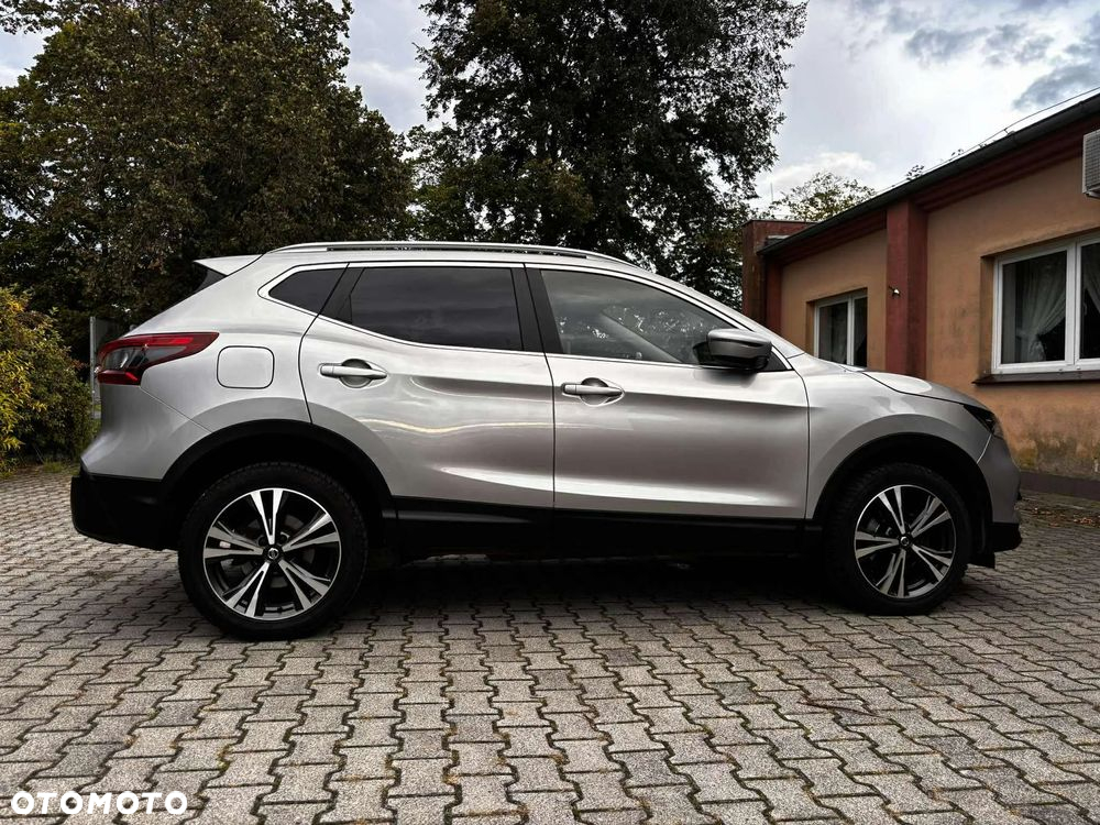 Nissan Qashqai - 11