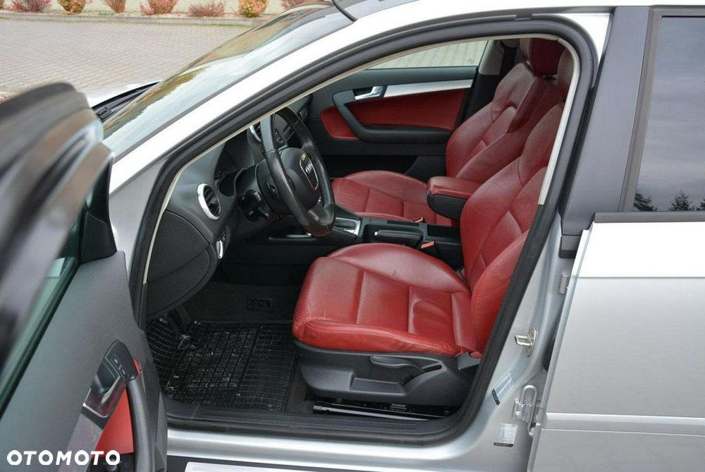 Audi A3 Sportback 1.8 TFSI Attraction S tronic - 21