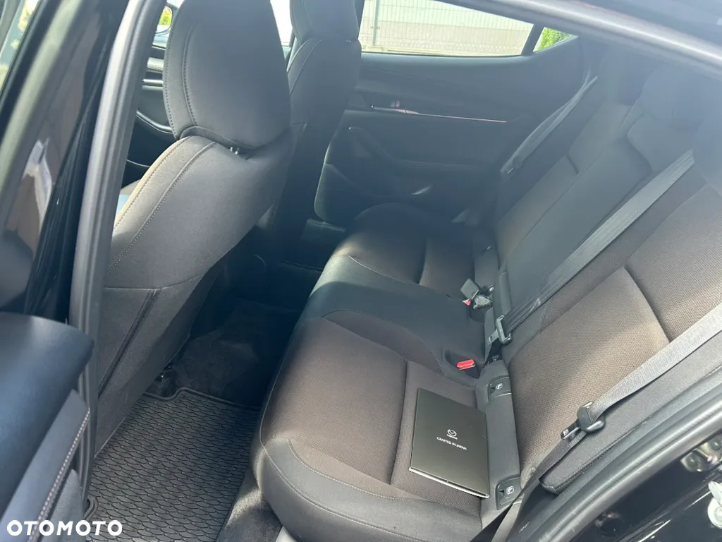 Mazda 3 - 11
