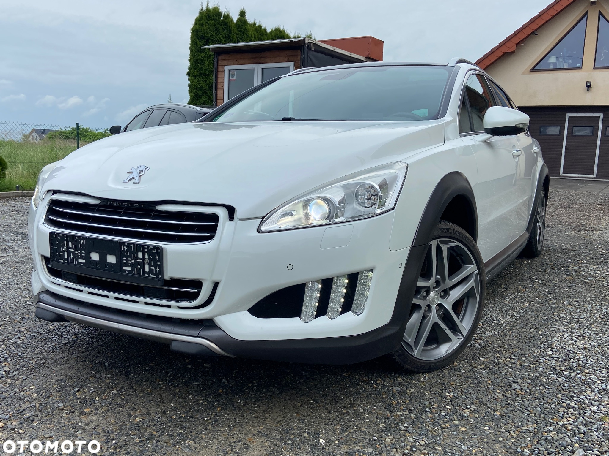 Peugeot 508 RXH 2.0 HDi HYbrid4 - 23