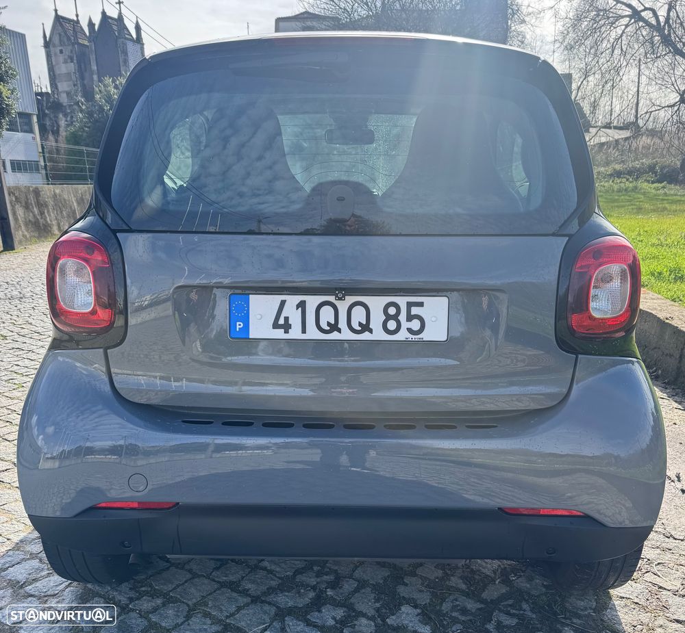 Smart ForTwo Coupé 1.0 mhd Passion 71 - 2