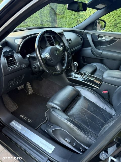 Infiniti FX - 2