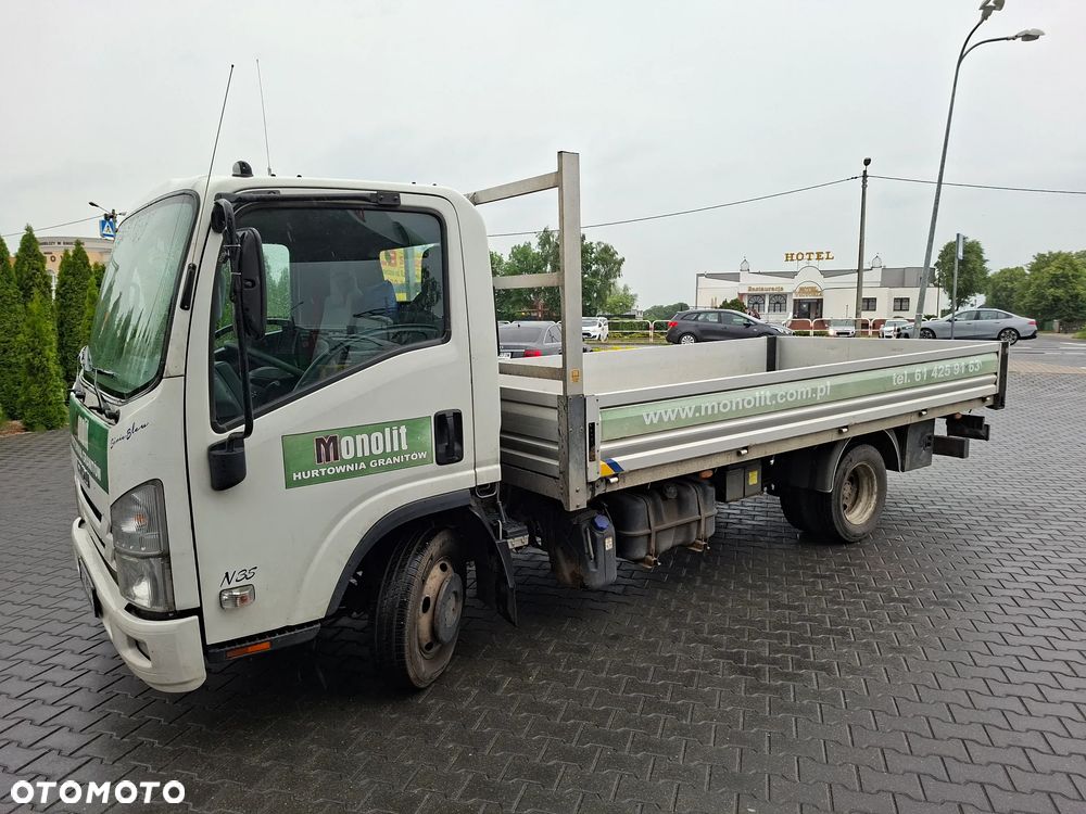 Isuzu N35 - 4