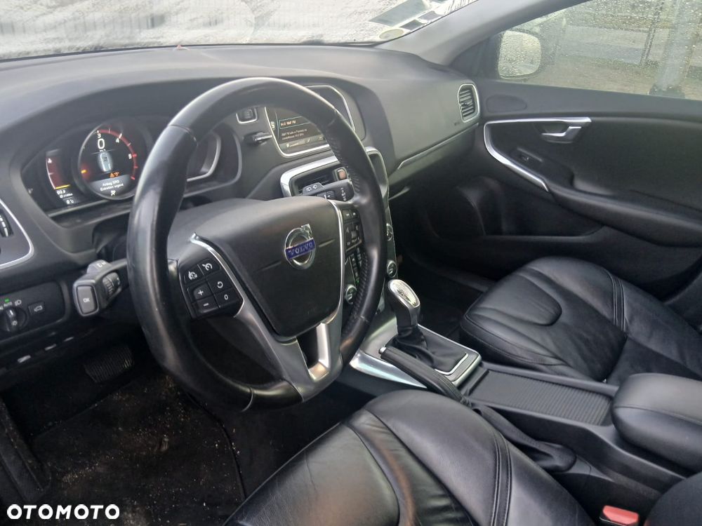 Volvo V40 D2 Geartronic Inscription - 11
