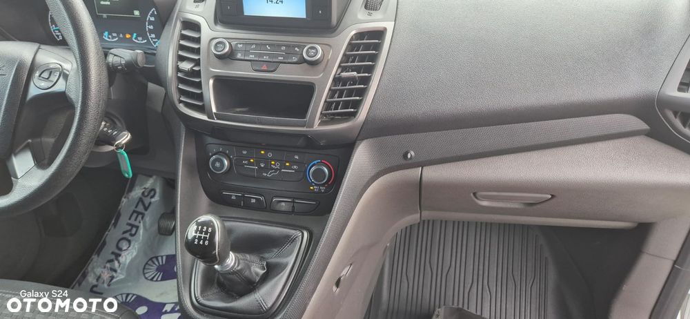Ford Transit Connect - 9