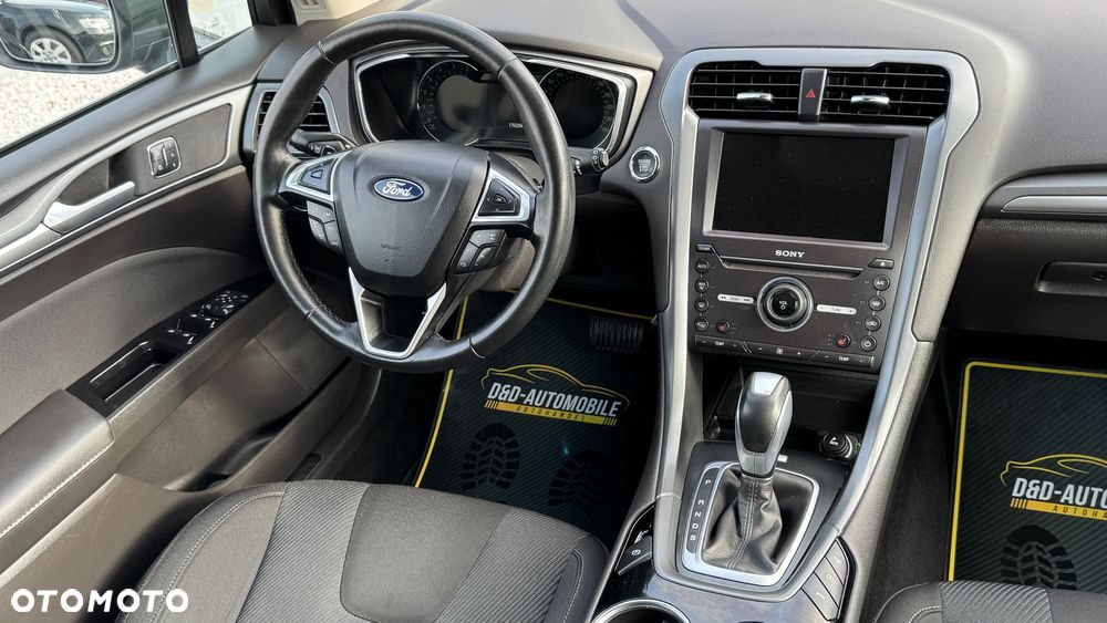 Ford Mondeo Turnier 2.0 TDCi Start-Stopp PowerShift-Aut Titanium - 30