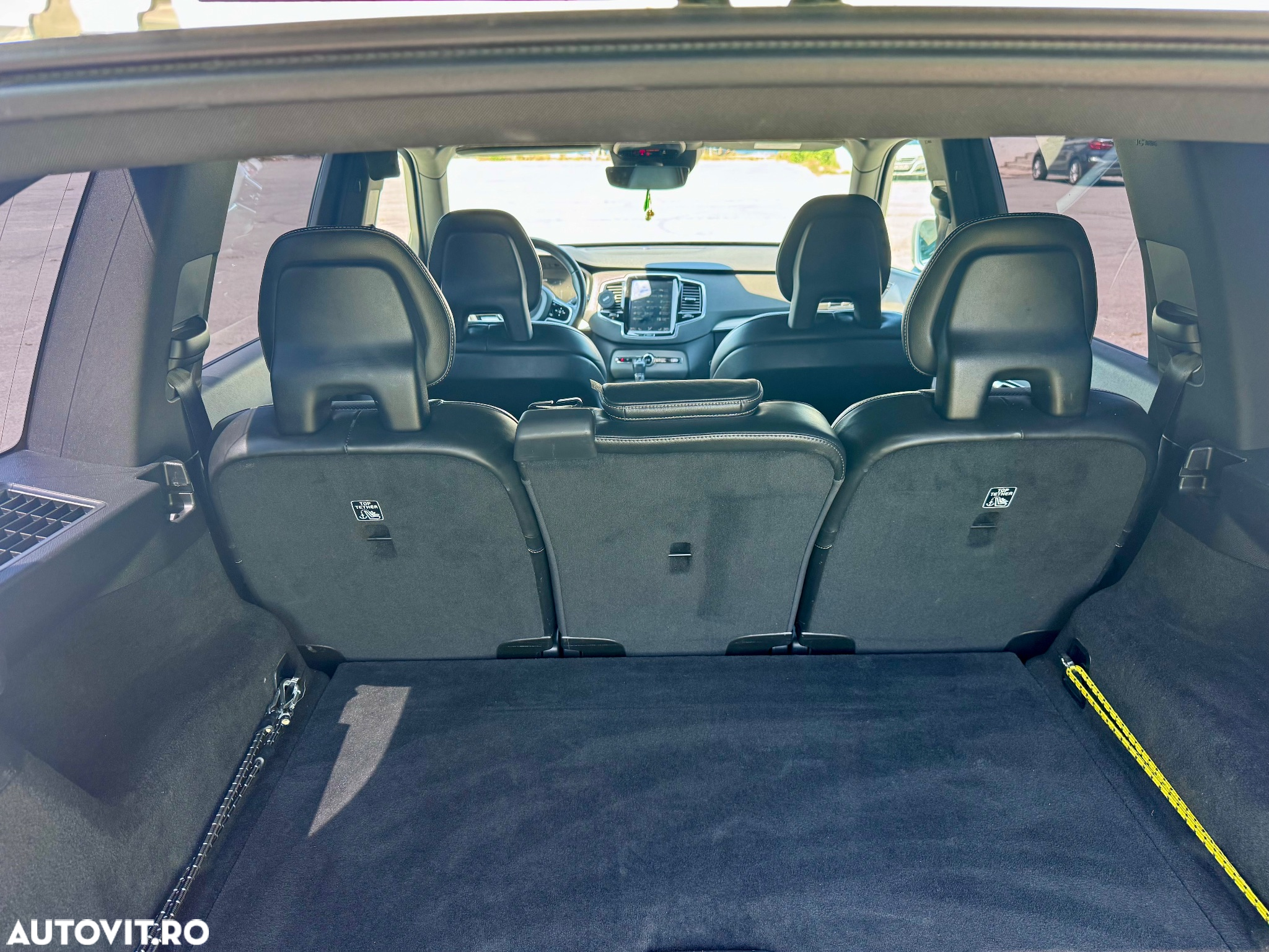 Volvo XC 90 D5 AWD R-Design - 17