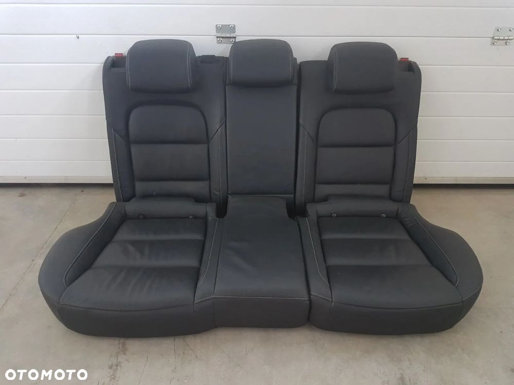 Kanapa tylna Skóra czarna Skoda SuperB II - 1