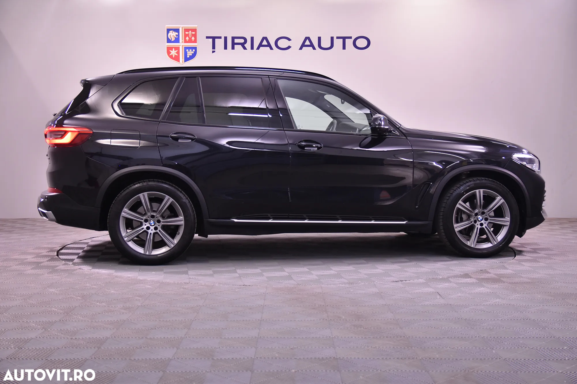 BMW X5 xDrive40i - 6