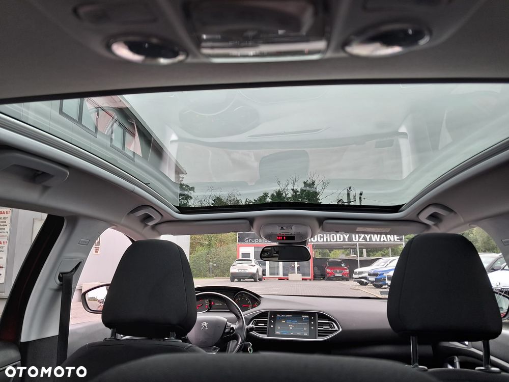Peugeot 308 1.2 PureTech GPF Allure Pack S&S - 29