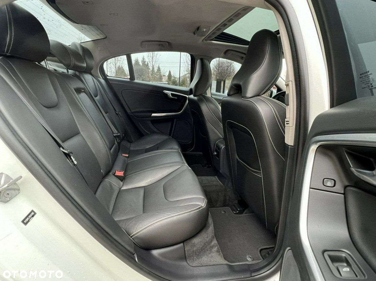 Volvo S60 - 12