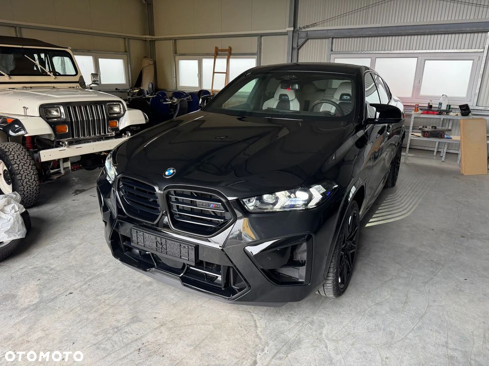 BMW X6M - 1