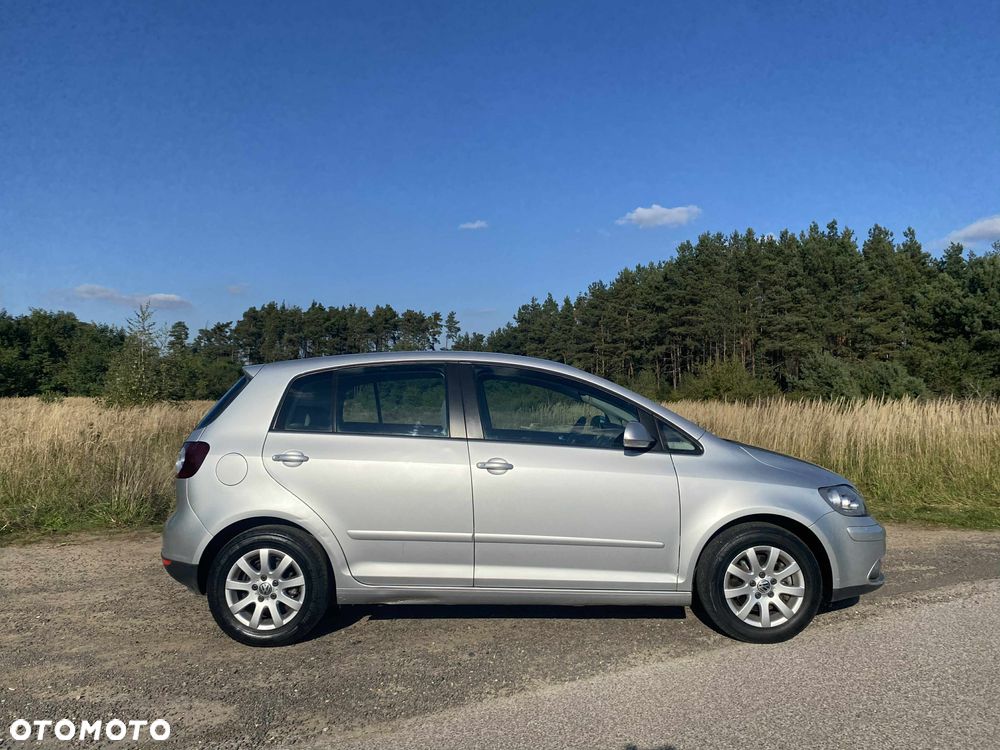 Volkswagen Golf Plus 1.6 FSI Trendline Tiptr - 4