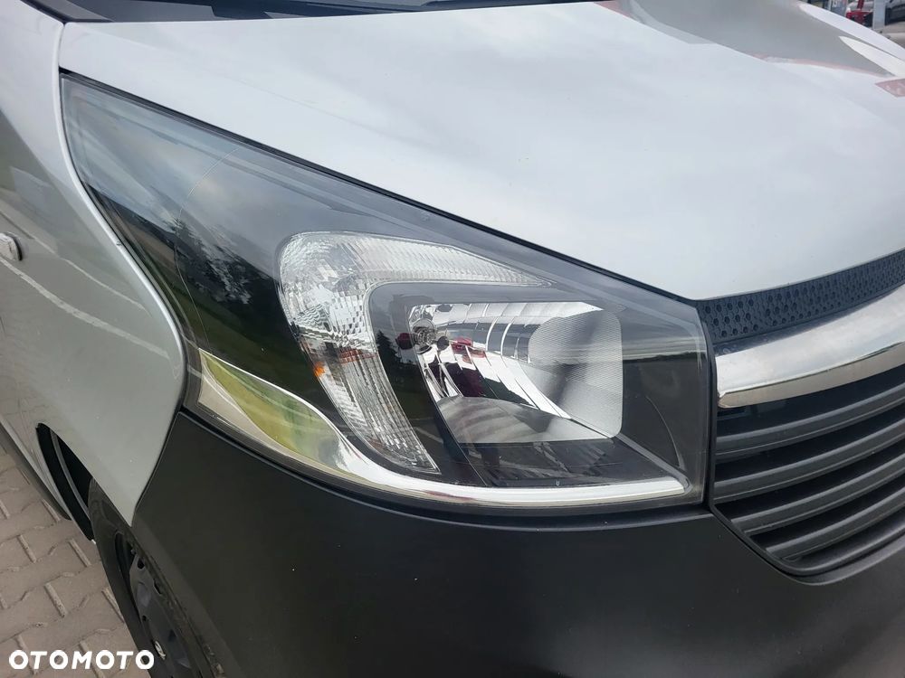 Opel Vivaro - 19