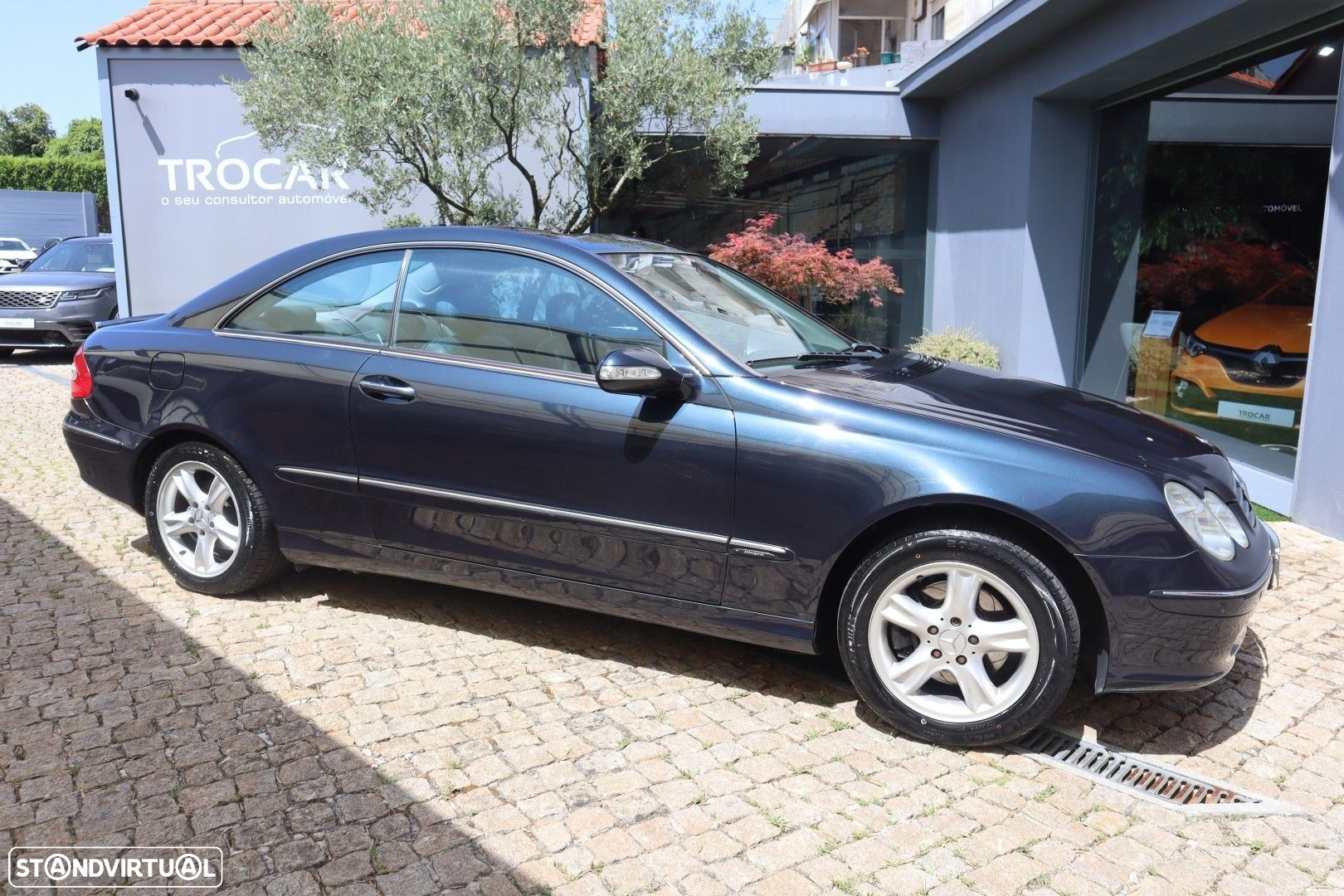 Mercedes-Benz CLK 270 CDi Avantgarde - 4