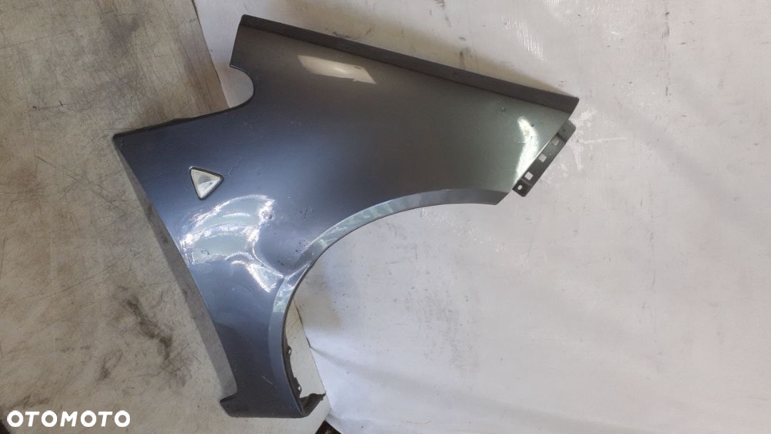 * MITSUBISHI COLT VI  BŁOTNIK PRZEDNI PRAWY SZARY U63 - 3