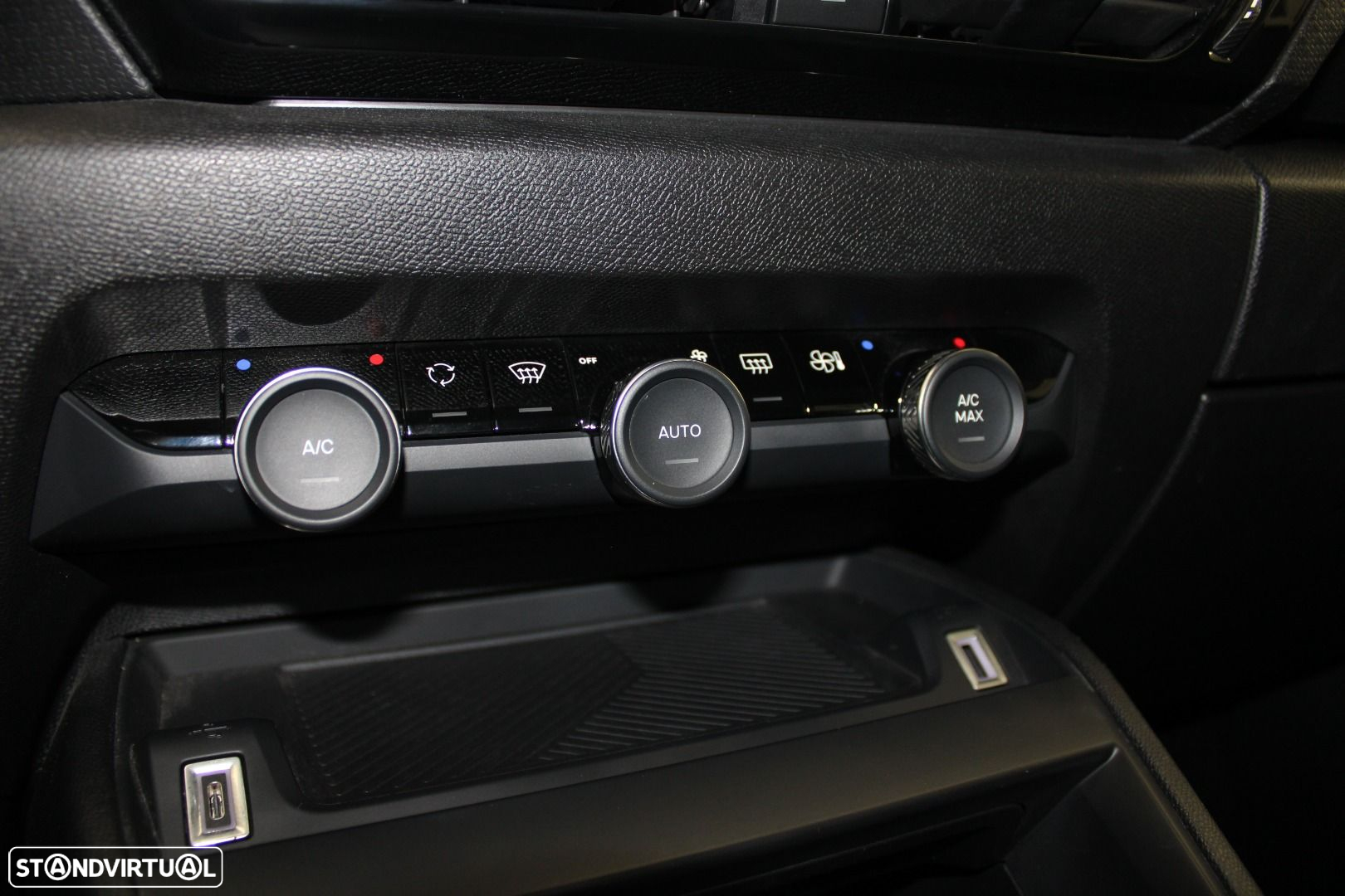 Citroën e-C4 50 kWh E-Series Collection - 21
