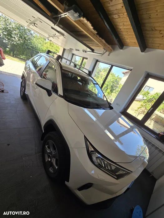 Toyota RAV4 Standard - 3