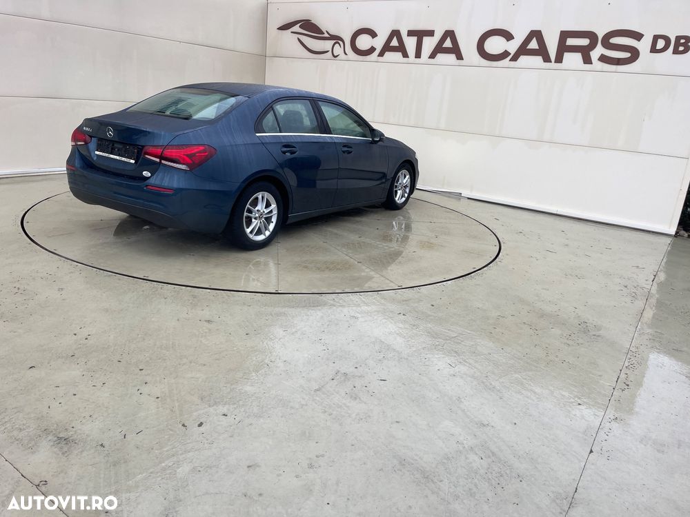 Mercedes-Benz A 180 d Sedan Aut. - 15