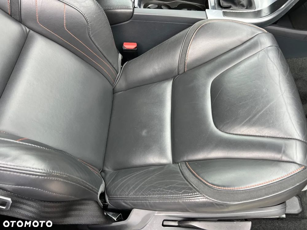 Volvo XC 60 D3 Drive-E Ocean Race - 15