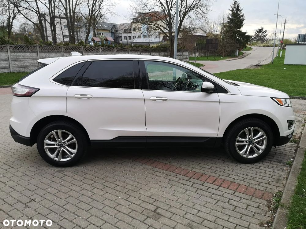 Ford Edge - 8