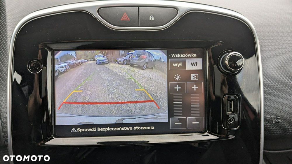 Renault Clio - 30