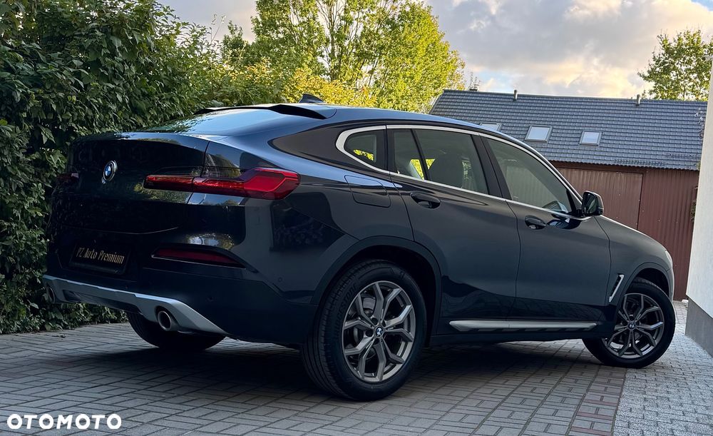 BMW X4 xDrive20d xLine sport - 4