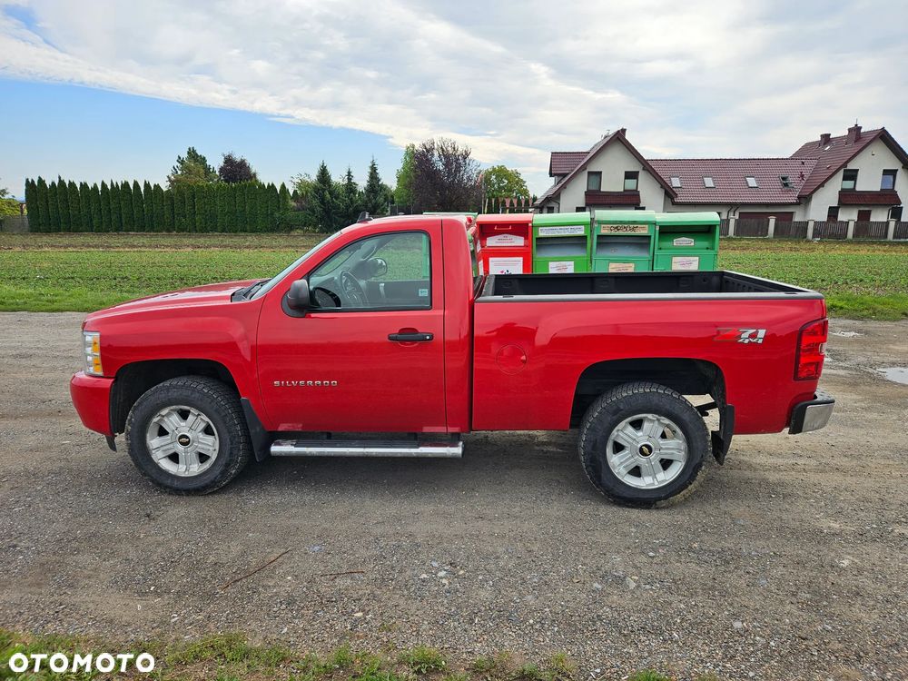 Chevrolet Silverado - 9