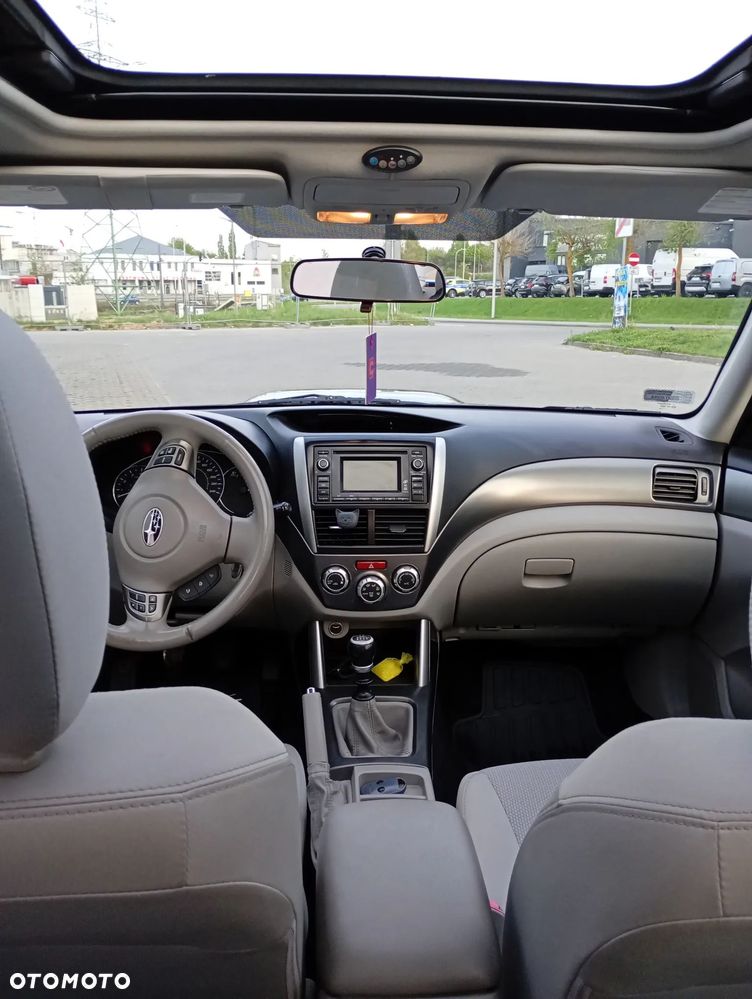 Subaru Forester 2.0D XE 000 - 5