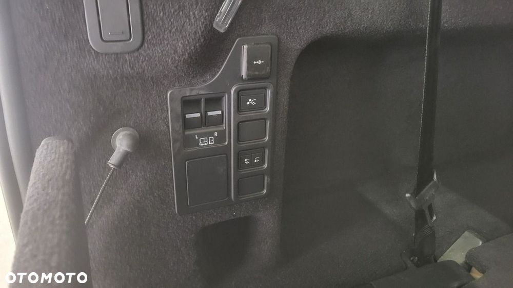 Land Rover Discovery - 29