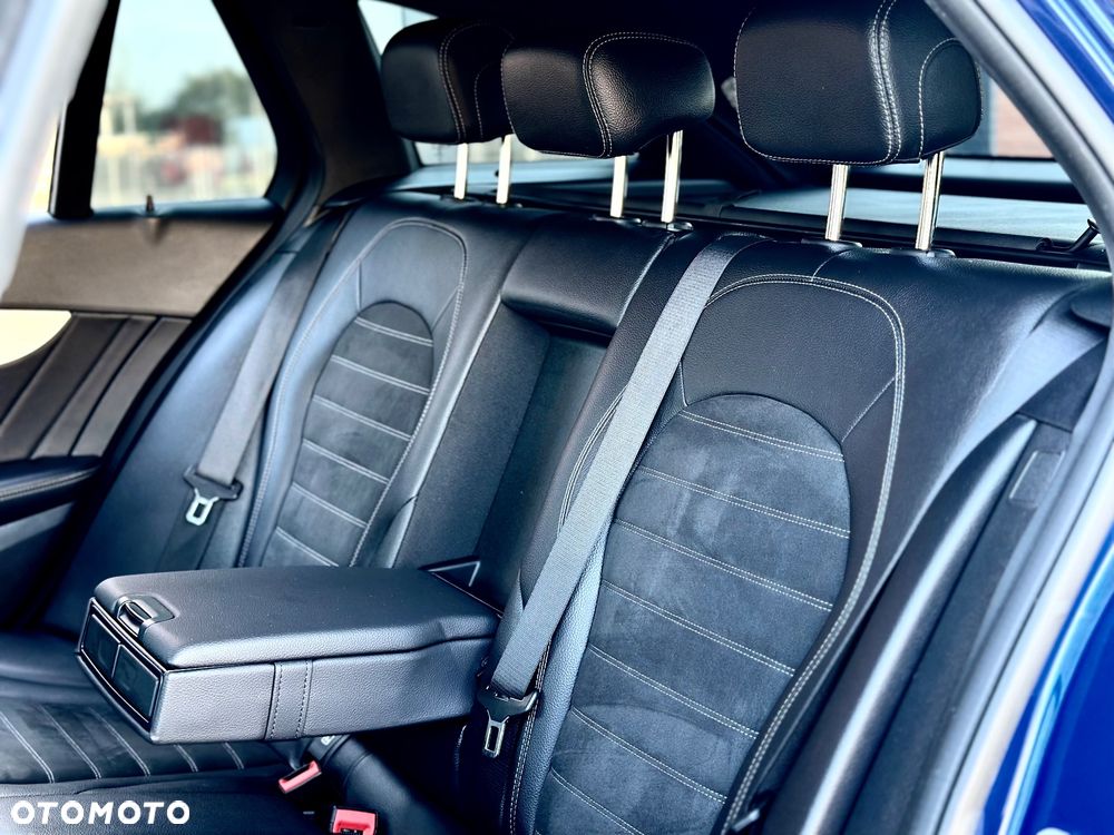 Mercedes-Benz Klasa C 220 d 9G-TRONIC AMG Line - 28