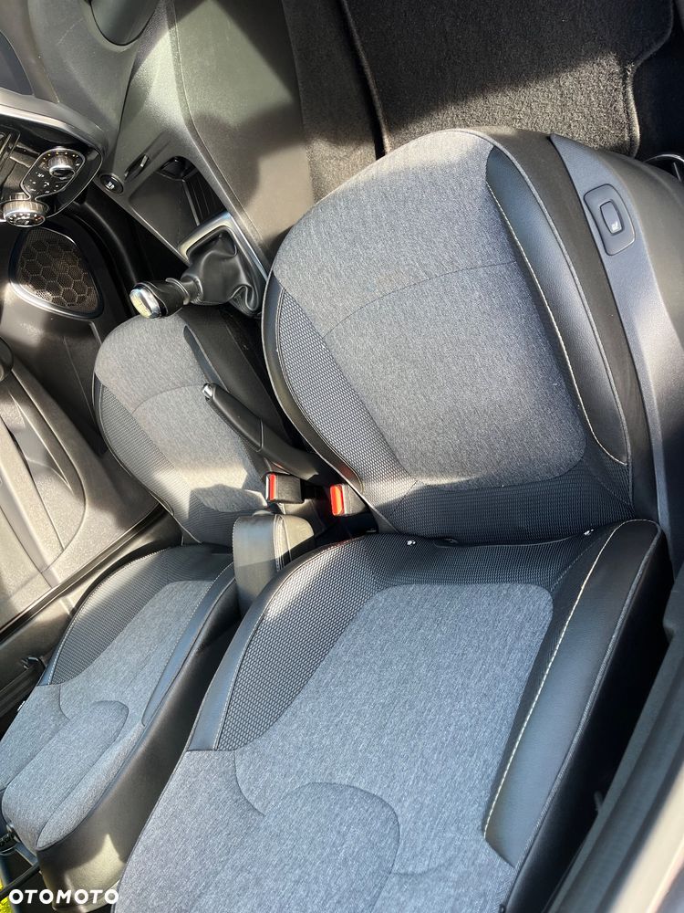 Renault Captur ENERGY TCe 120 Crossborder - 27