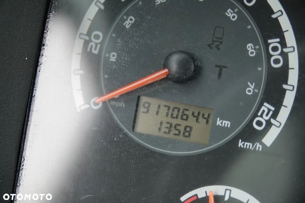 VDL FHD2 / EURO 6 / SPROWADZONY / 12. 2015 ROK / TURYSTYCZNY / WC / Gniazdka USB / AUTOMAT / BOGATE WYPOSAŻENIE / - 38