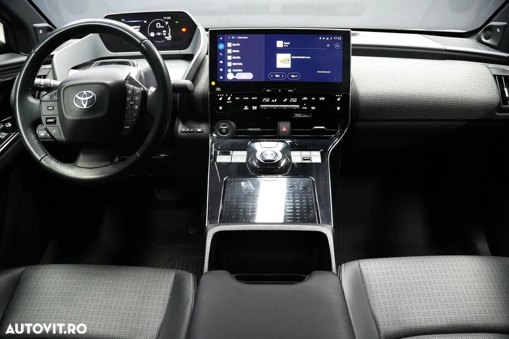 Toyota BZ4X 160 KW AWD (4x4) Luxury - 7