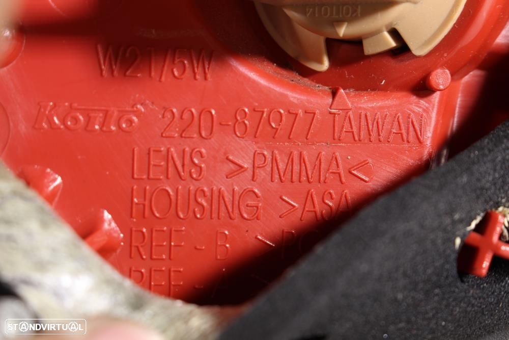 Farolim Direito Mitsubishi Lancer Viii Sportback (Cx_A)  22087977 / Ch - 8