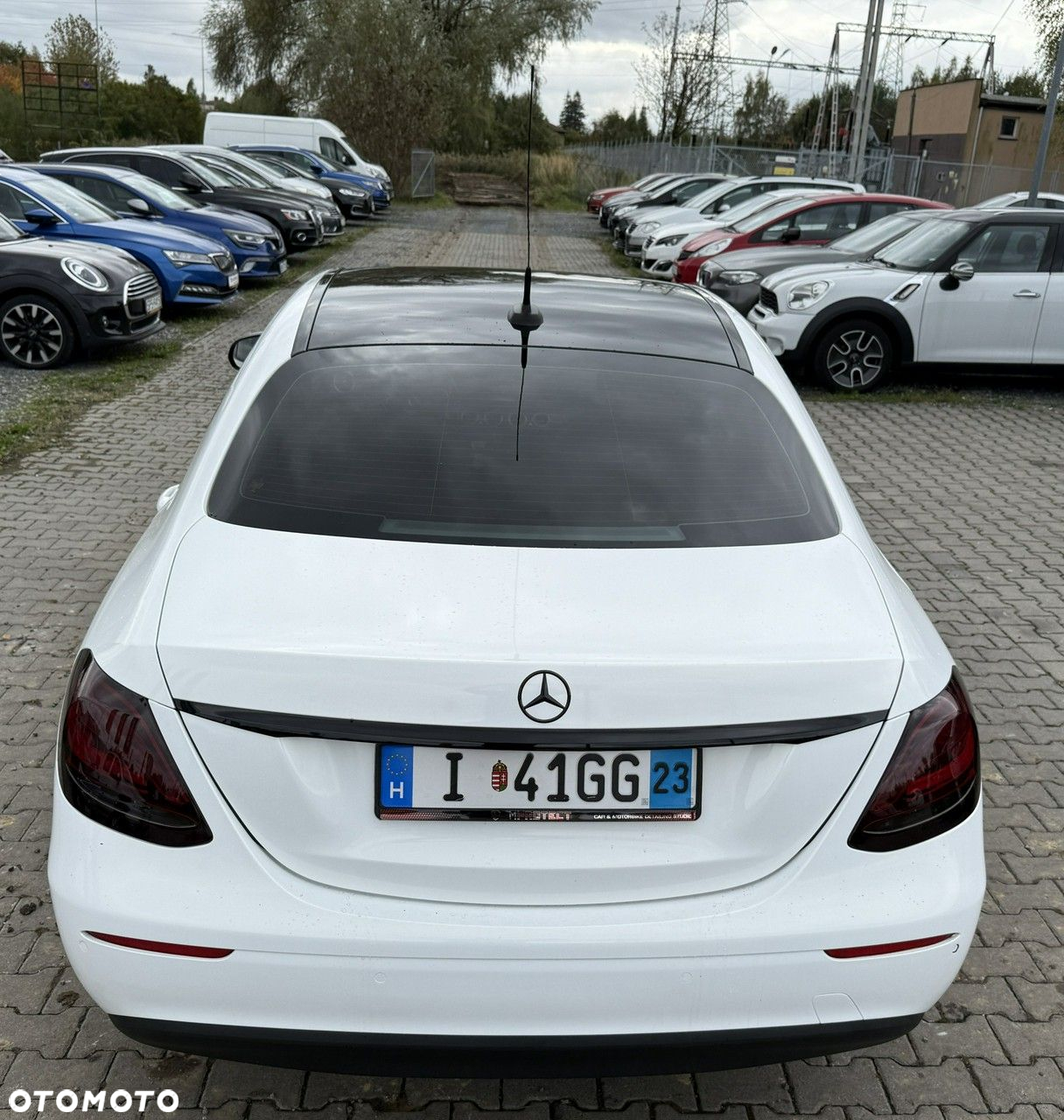 Mercedes-Benz Klasa E 200 d 9G-TRONIC - 14