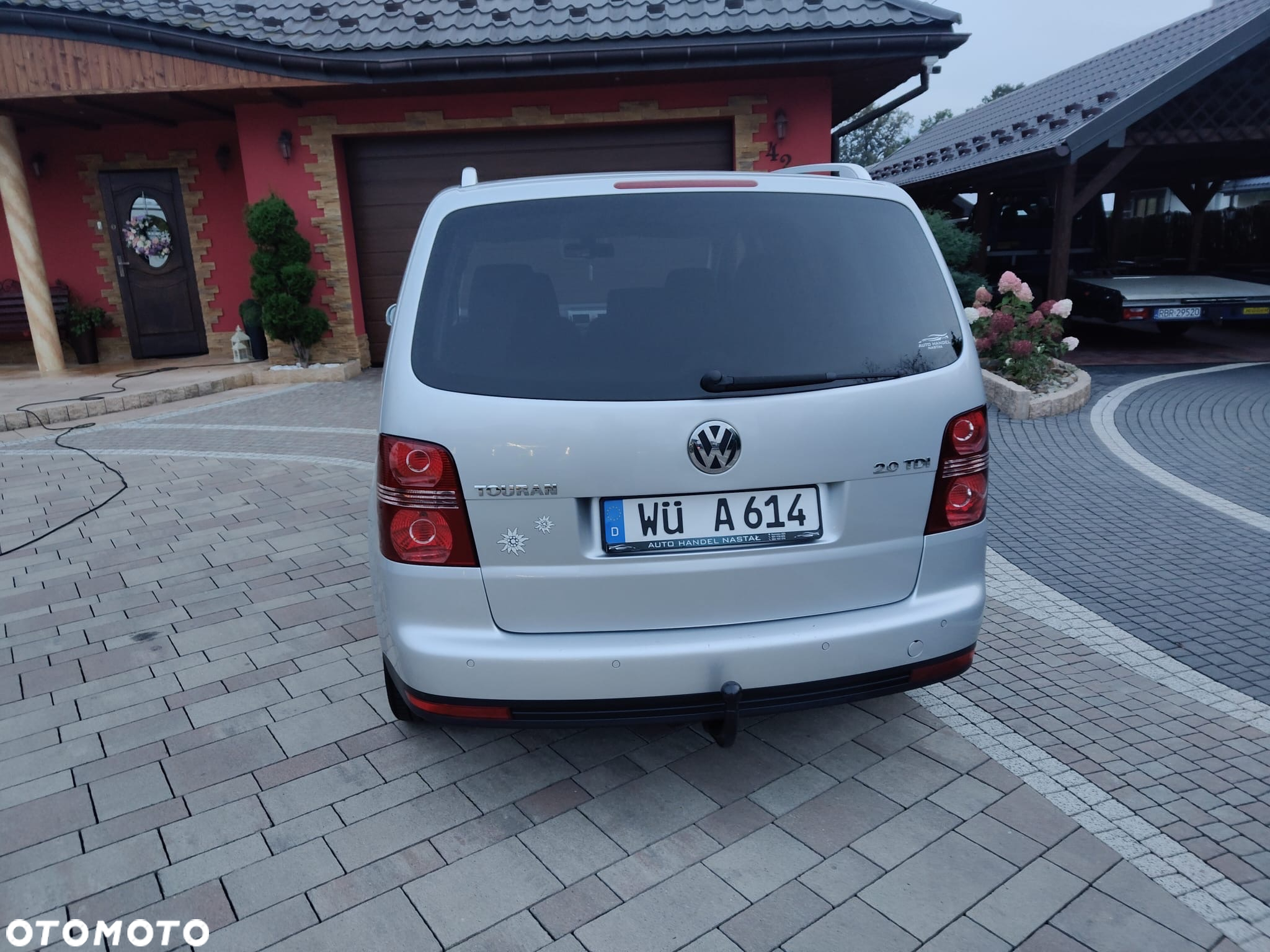 Volkswagen Touran - 5