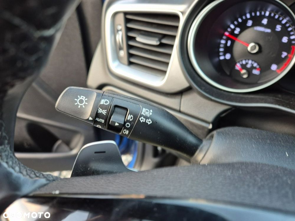 Kia Ceed 1.5 T-GDI M DCT - 25